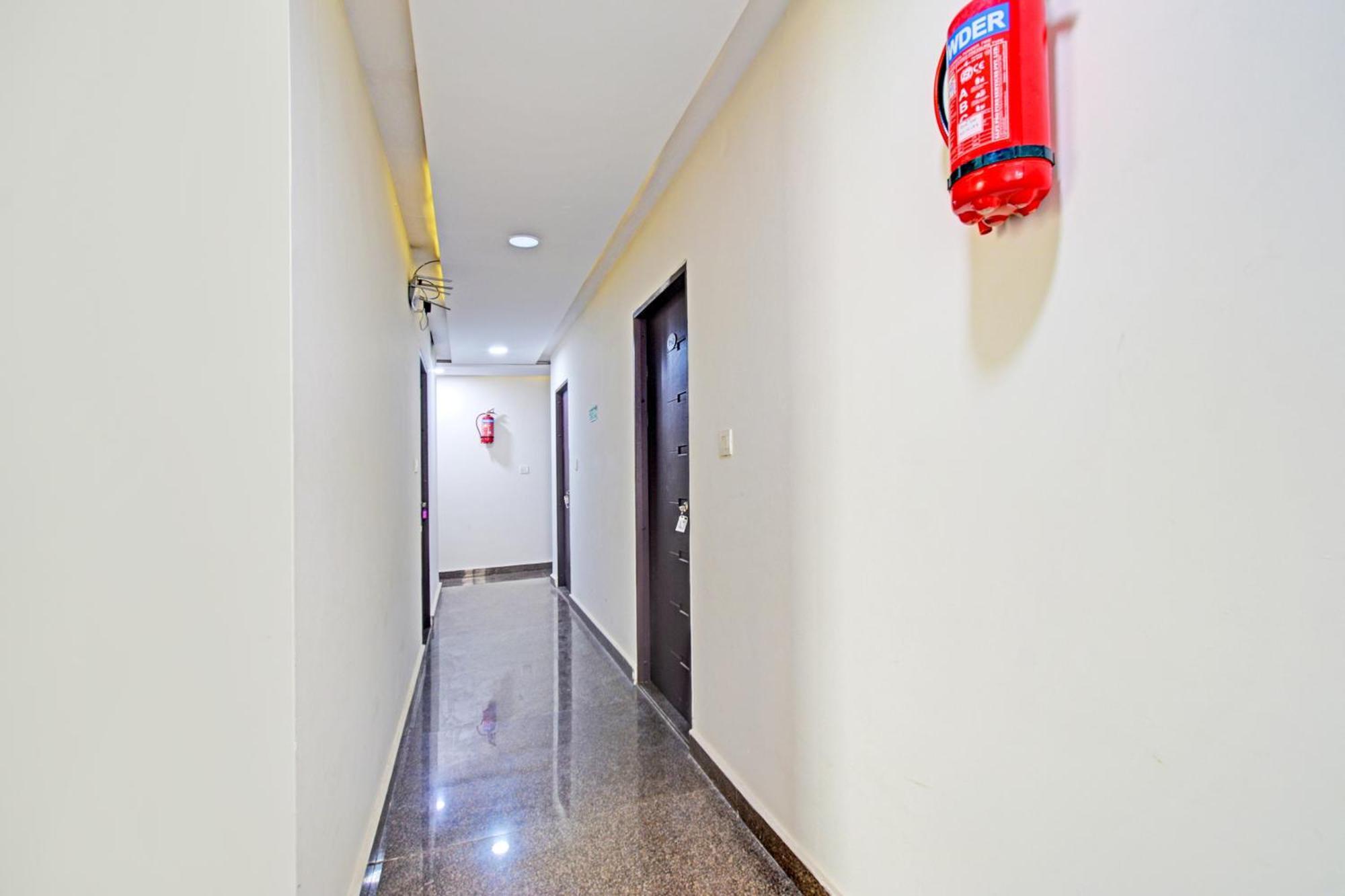 Super Hotel O Kondapur Hyderabad Formerly Dunes Inn Kondapur (Telangana) Exterior photo
